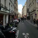Apartament Au Coeur Du Paris. *