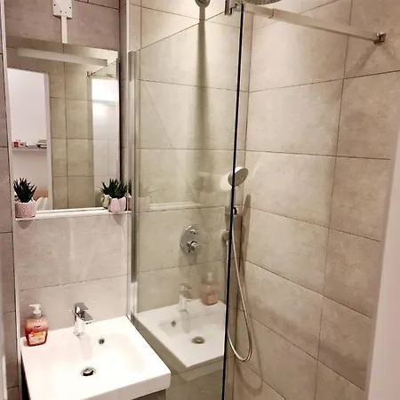 Apartment Au Coeur Du Paris. *