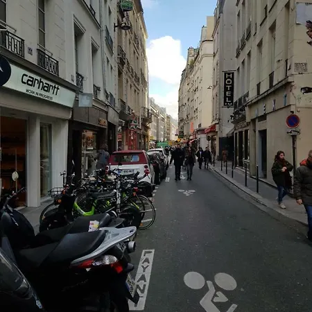 Apartment Au Coeur Du Paris. *